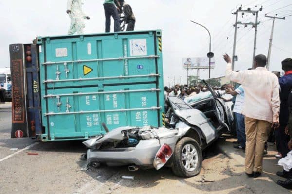 Tears as brake-failure crash kills three Lagos varsity undergraduates