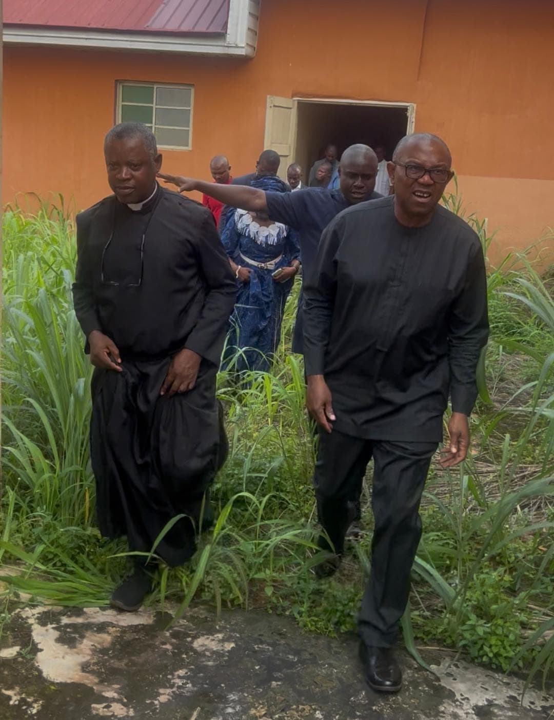 Obi donates N10 million to support acquisition of specialist hospital