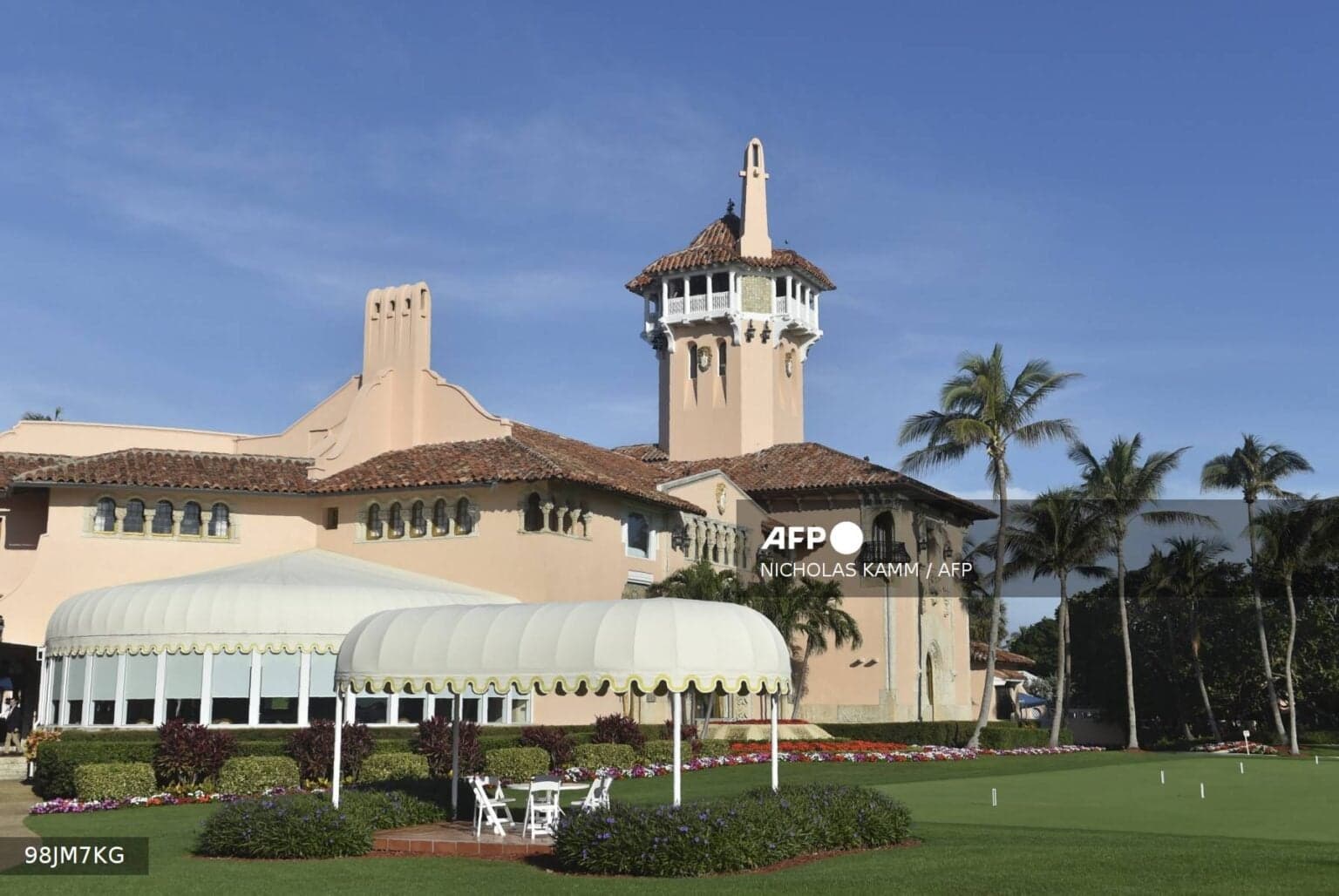 US: Secret Service kills man trying to enter Trump’s Mar-a-Lago estate