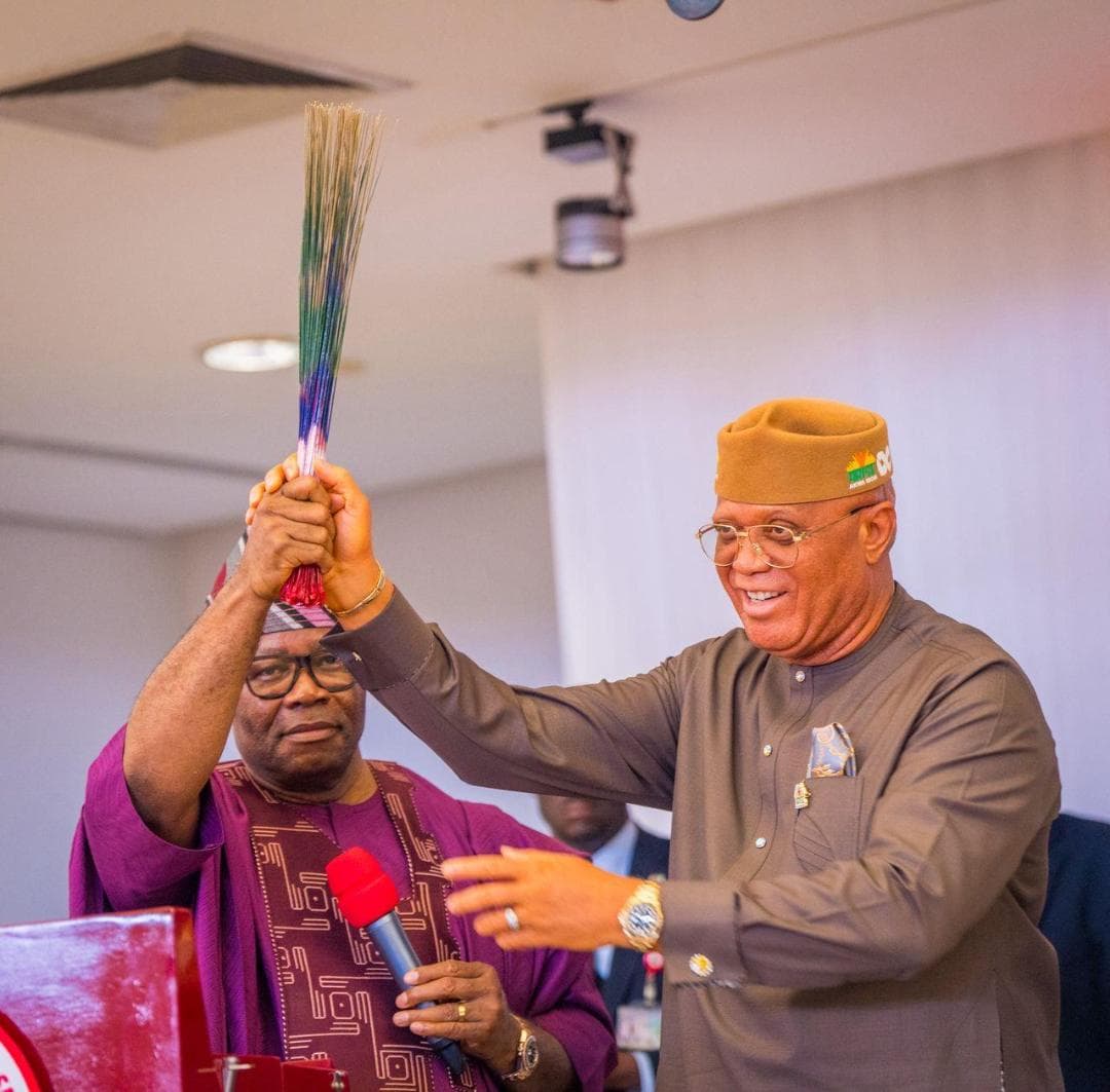 Akpabio charges Akwa Ibom APC on unity, as party endorses Tinubu, Umo Eno for second term