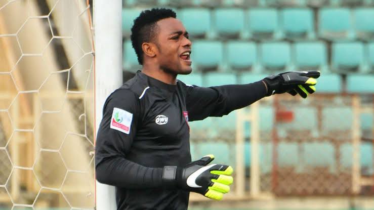 Super Eagles Goalkeeper’s Wife Cries Out, Alleges Husband Threatened Her Life
