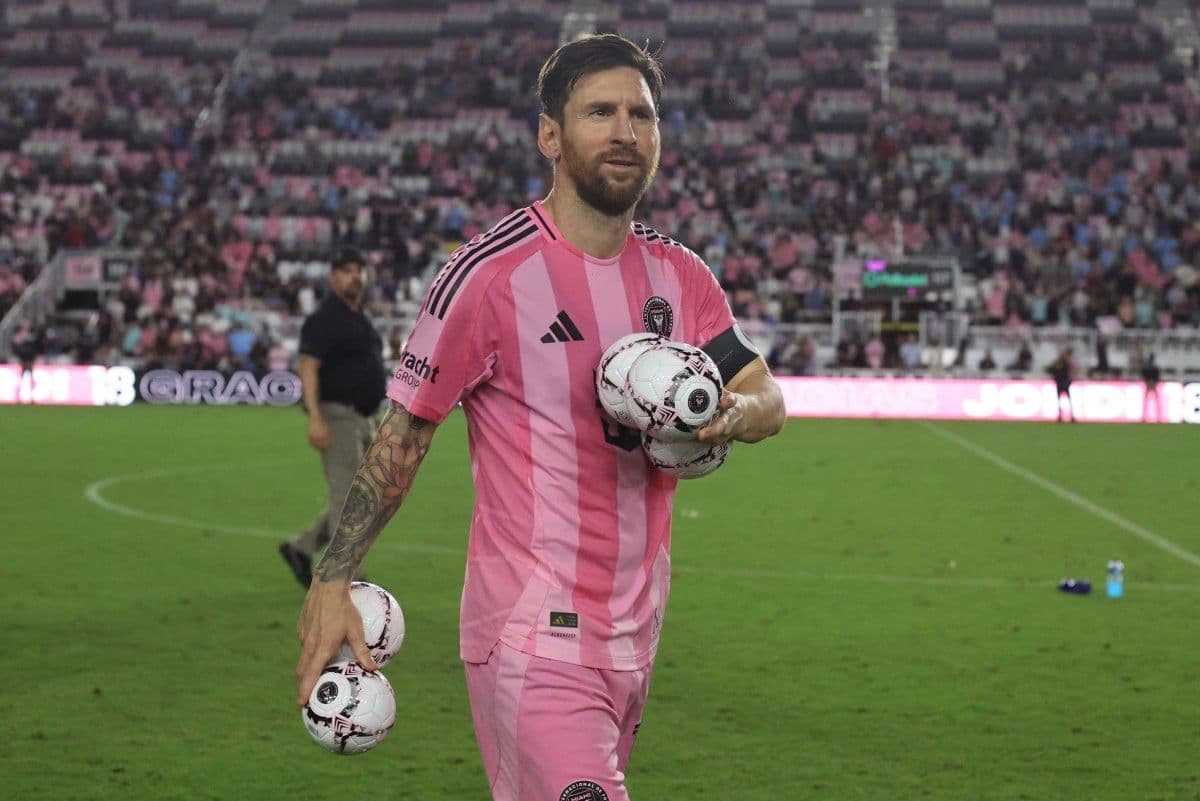 Messi sets new all-time record with 405 assists