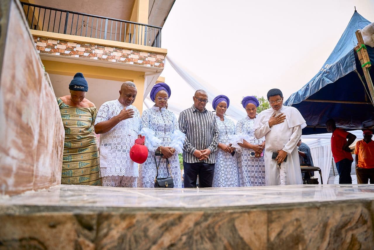 When Obi attended burial of ‘Gwo gwo gwo ngwo’ legend Mike Ejiagha in Enugu